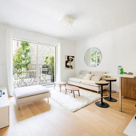 Apartamento Mobility Lease - - 1 Bedroom - Balcony *