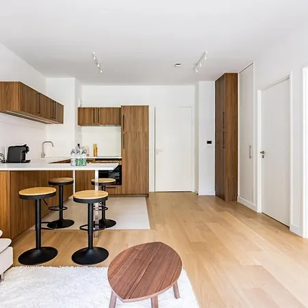 Mobility Lease - - 1 Bedroom - Balcony * Neuilly-sur-Seine